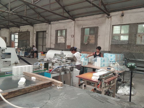 選購衛生紙生產設備辦衛生紙加工廠能掙錢嗎