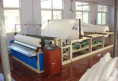 山東全自動(dòng)衛(wèi)生紙卷筒紙加工設(shè)備