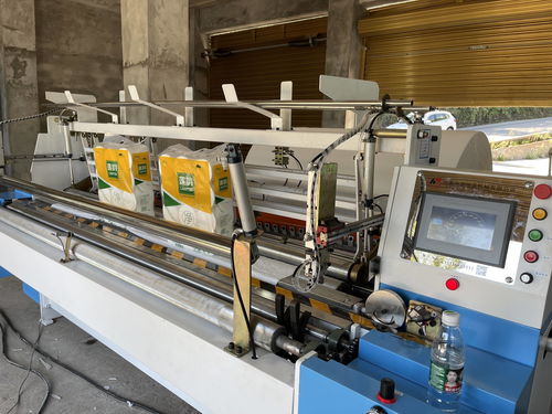 衛(wèi)生紙機(jī)器有幾種型號(hào)